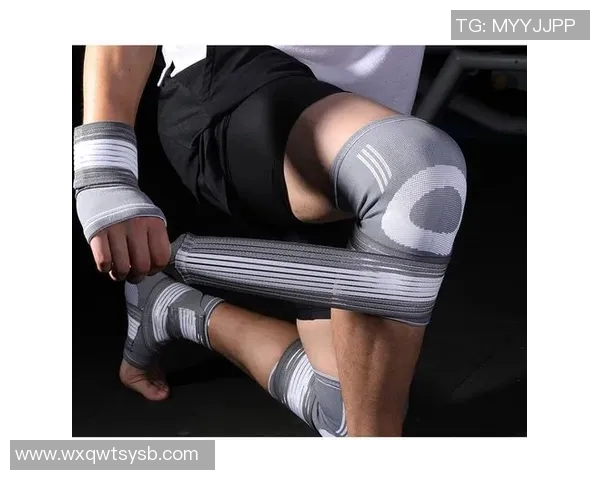 足球球星佩戴的护腕是什么功能及其背后的故事解析